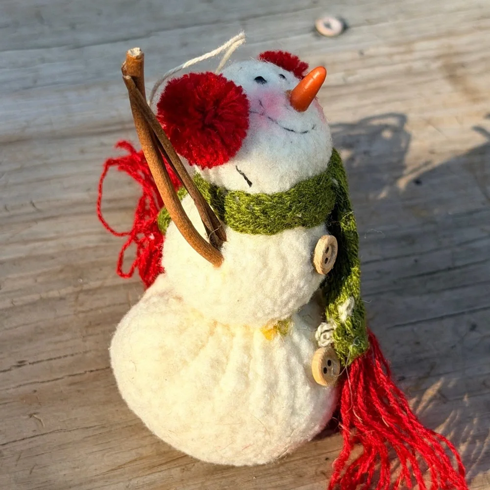 Handmade Felt Snowman‎ Ornament – Rustic Farmhouse Christmas Decor